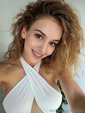 eeemily