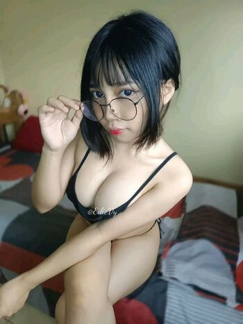 Eilie Vy