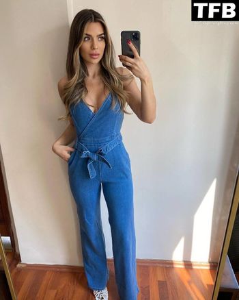 Ekin-Su Culculoglu