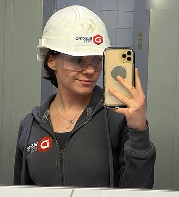 Elektrikerin Sara