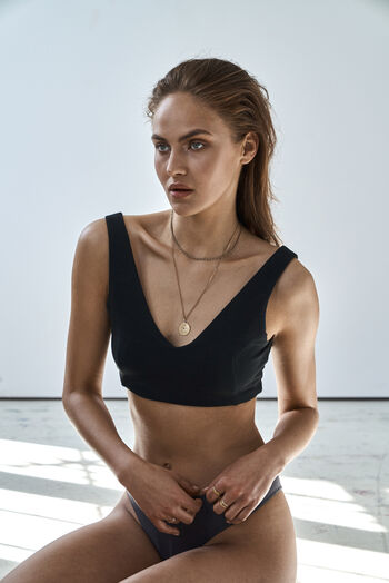 Elena Carriere