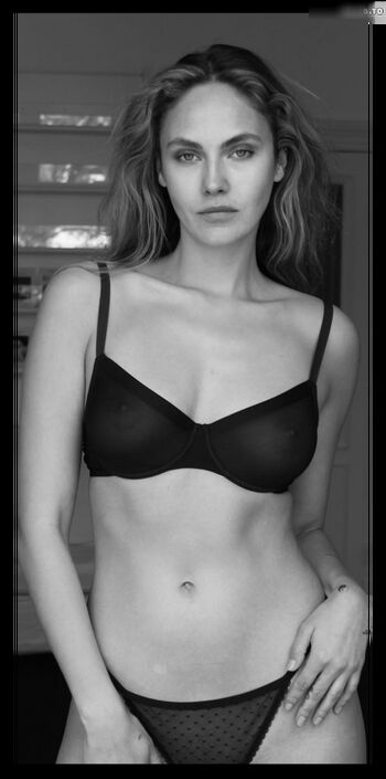 Elena Carrière