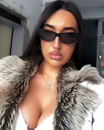 Elena Dat