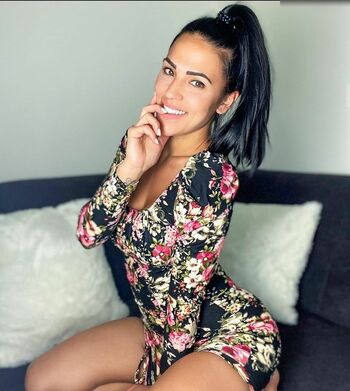 Elena Miras