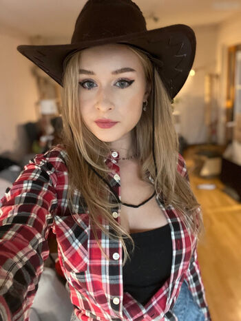 elina