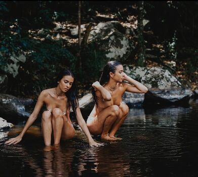 Elisa & Renne Herbert Twins