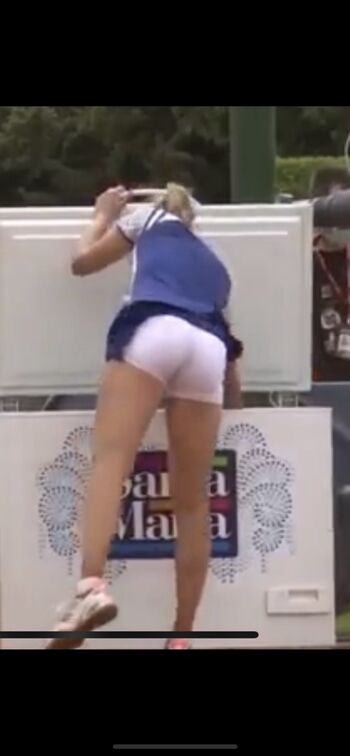 Elise Mertens