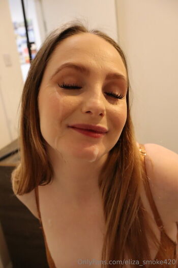 eliza_smoke420