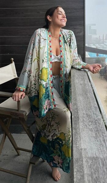 Elizabeth Gillies