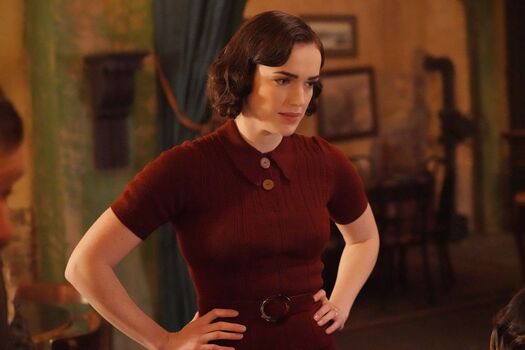 Elizabeth Henstridge