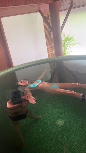 Elizabeth Hurley