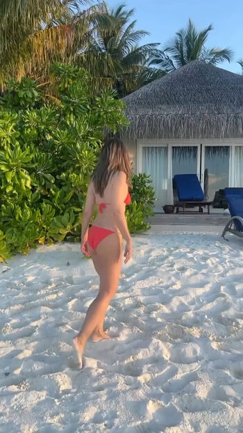 Elizabeth Hurley