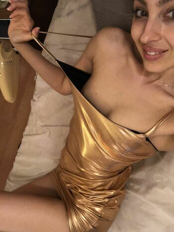 Elizabeth Sentbyeros