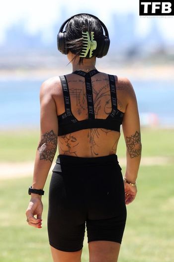 Ella Ding