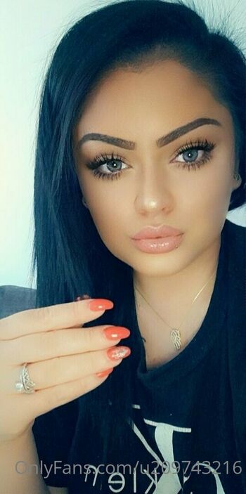 ella.malyna27