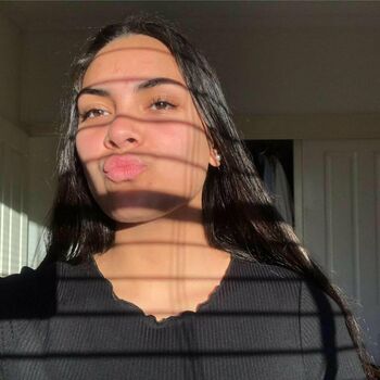 Ella Paleaae