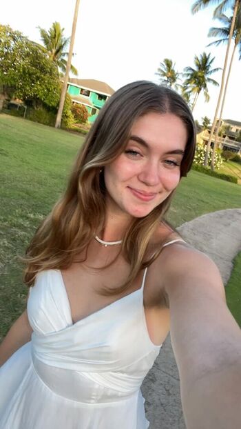 Ella Rene