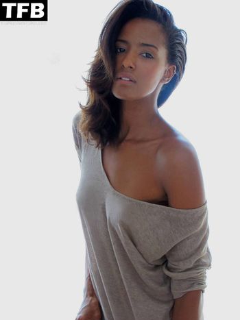 Ella Thomas