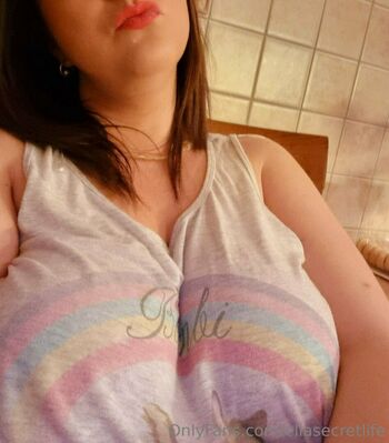 ellasecretlife