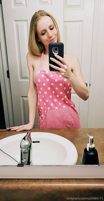 Elle Dainty