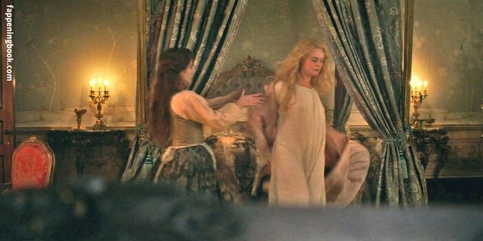 Elle Fanning