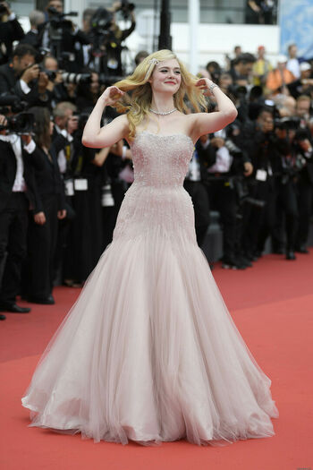 Elle Fanning