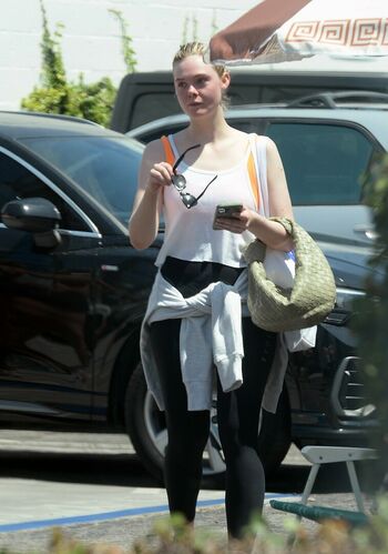 Elle Fanning