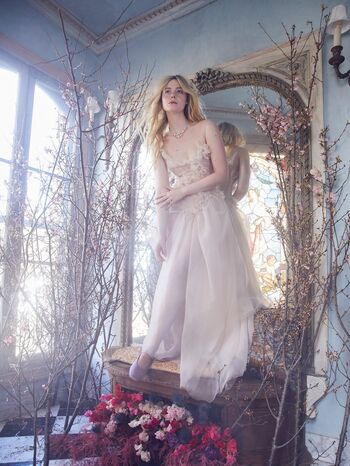 Elle Fanning