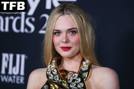 Elle Fanning