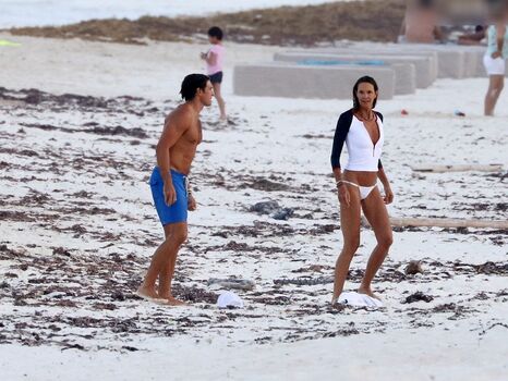 Elle MacPherson