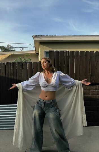 Elley Duhé