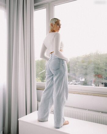 Elli H.