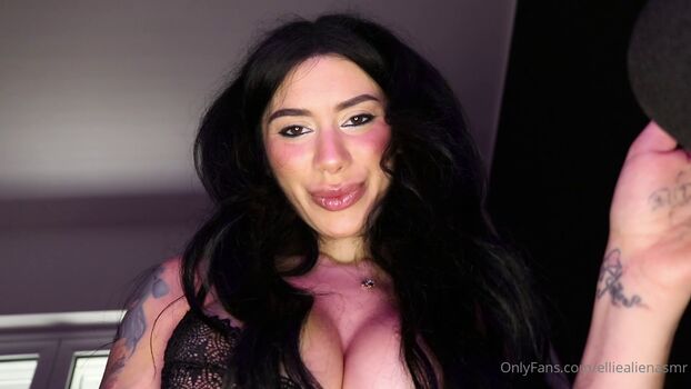 Ellie Alien ASMR
