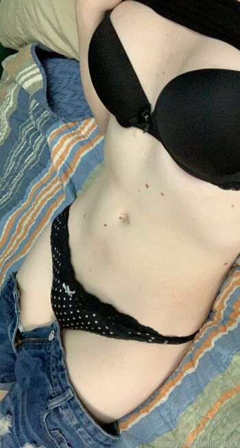 ellie_exx