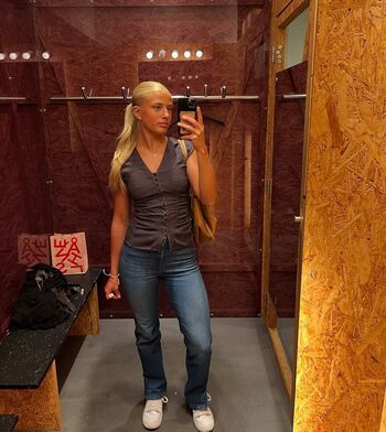 Ellie Maack