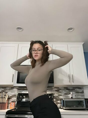 Ellie Nova