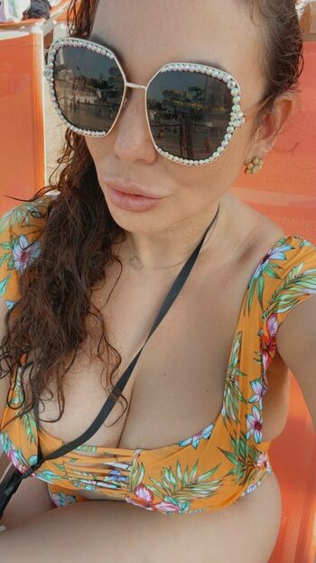 Ellie Reyna Rojas