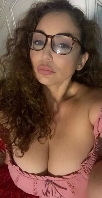 Ellie Reyna Rojas