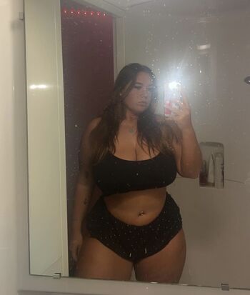 ellierobsxx