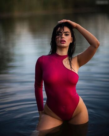 Elsa Latifaj