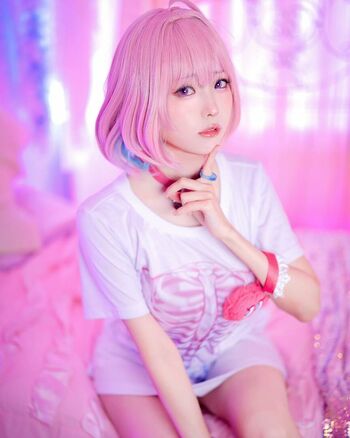 Ely Cosplay