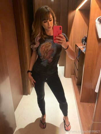 emiaddisonx