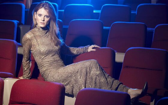 Emilia Fox