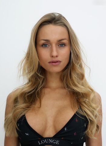 Emilia Jung