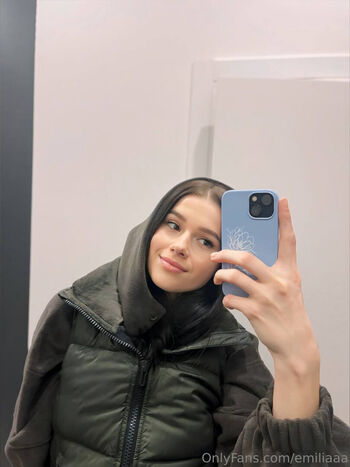 EmiliAAA