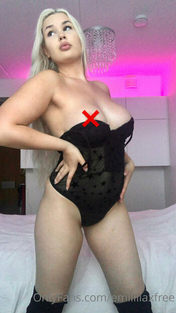emiliiiaxfree