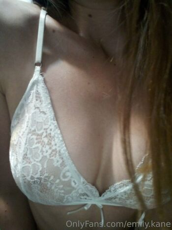 emily_kane
