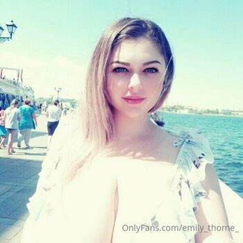 emily_thorne_