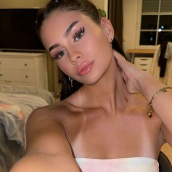 emilymur