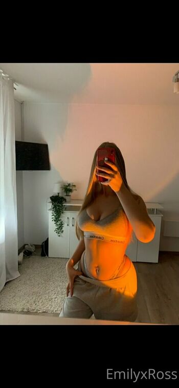 emilyxross